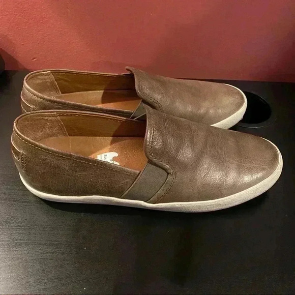 Frye Womens Dylan Closed Toe Casual Slide - Picture 4 of 10